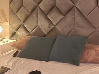 Leiza Thompson flirt4free stream image