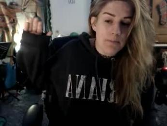 katiecutie_5 chaturbate stream image, 25.03.2026 03:50