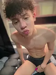 yoursexyjose stripchat stream image