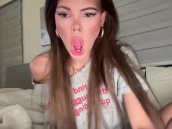 realjadebri chaturbate stream image, 29.03.2026 06:30