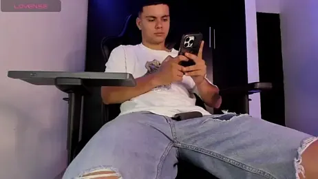 Liam_Mateo stripchat stream image, 30.03.2026 05:30