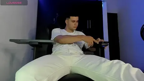 Liam_Mateo stripchat stream image, 30.03.2026 05:30