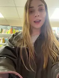 Sunny___Bunny stripchat stream image, 31.03.2026 13:10