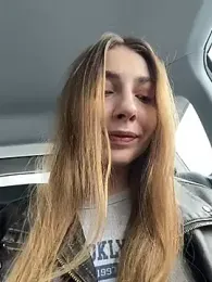 Sunny___Bunny stripchat stream image, 31.03.2026 13:10