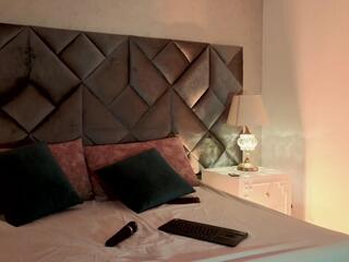 Leiza Thompson flirt4free stream image