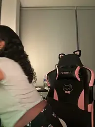 Your_Paris stripchat stream image