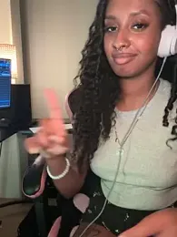 Your_Paris stripchat stream image