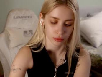 ho1yh01e chaturbate stream image, 03.04.2026 18:50