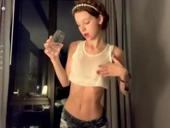 domitilabarrus chaturbate stream image, 06.04.2026 22:10