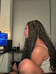 Your_Paris stripchat stream image