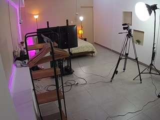voyeurcam-jb-room-1 camsoda stream image, 07.04.2026 14:50