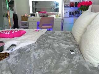emmagray01 camsoda stream image, 11.04.2026 16:00