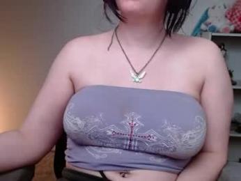 krystalsyxx chaturbate stream image, 12.04.2026 16:20