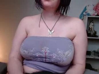 krystalsyxx chaturbate stream image, 12.04.2026 16:20