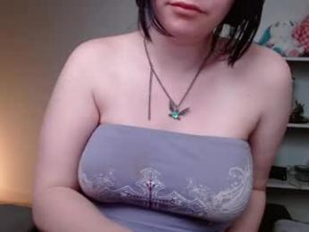 krystalsyxx chaturbate stream image, 12.04.2026 16:20
