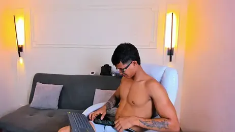 Paradise_boy_s stripchat stream image, 14.04.2026 16:10
