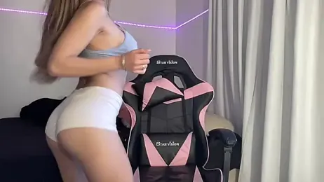 Lolykush stripchat stream image