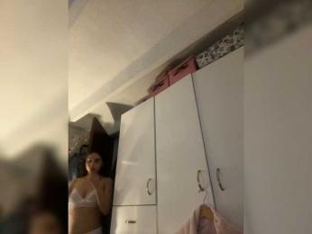 SallyeLeins bongacams stream image, 20.04.2026 03:20