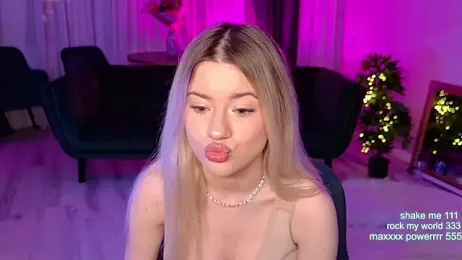 CutiePie69__ stripchat stream image, 20.04.2026 19:20