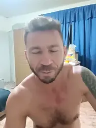 RobertoLuiz84 stripchat stream image, 22.04.2026 02:20