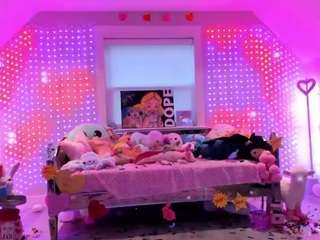 arianina camsoda stream image, 23.04.2026 01:40