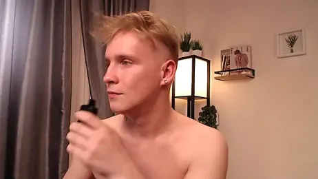 AlexxSweet stripchat stream image, 25.04.2026 14:40