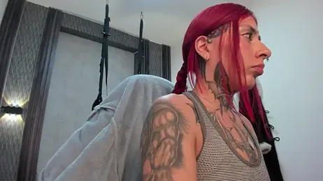 selene_red_ stripchat stream image, 26.04.2026 01:40