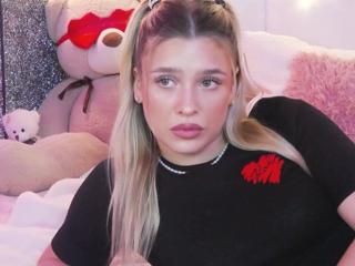 Maci Reynolds flirt4free stream image