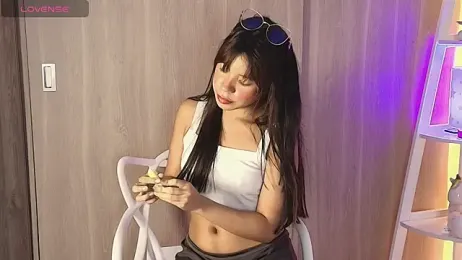 emily_sweett24 stripchat stream image, 27.04.2026 12:00