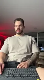 Valenthino_Salvatore stripchat stream image, 28.04.2026 00:50