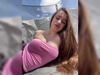 -_-_-------- bongacams stream image, 28.04.2026 08:40