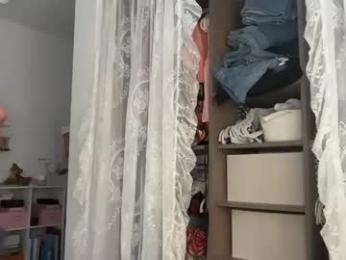 elenahere4u chaturbate stream image, 28.04.2026 14:10