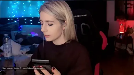 Lisaonthemoon stripchat stream image, 29.04.2026 18:10