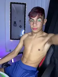 cherub_ stripchat stream image, 30.04.2026 19:20