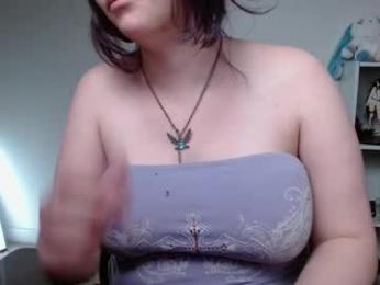 krystalsyxx chaturbate stream image, 30.04.2026 21:30