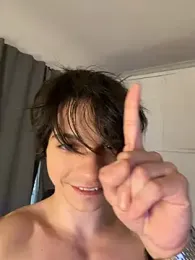 SasukeUhchiaa stripchat stream image, 01.05.2026 16:00