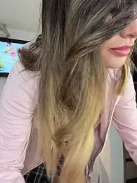 Your_Honeey stripchat stream image, 04.05.2026 00:30