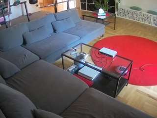 voyeurcam-julmodels-living-3 camsoda stream image, 06.05.2026 13:40