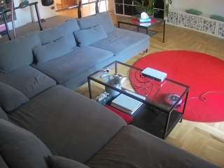 voyeurcam-julmodels-living-3 camsoda stream image, 06.05.2026 13:40