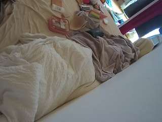 voyeurcam-julmodels-whitebed-4 camsoda stream image, 05.05.2026 14:10