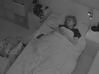 voyeurcam-julmodels-bed-7 camsoda stream image, 06.05.2026 14:10
