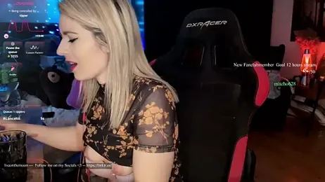 Lisaonthemoon stripchat stream image, 17.05.2026 15:00
