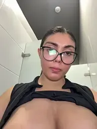 zui_lu stripchat stream image