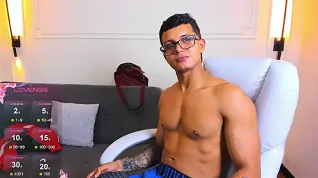 Paradise_boy_s stripchat stream image, 26.05.2026 17:10