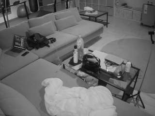 voyeurcam-julmodels-living-3 camsoda stream image, 26.05.2026 18:40