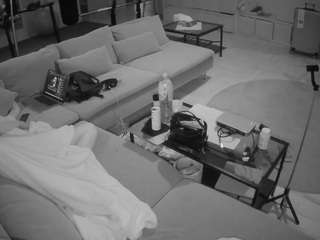 voyeurcam-julmodels-living-3 camsoda stream image, 26.05.2026 18:40