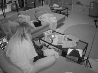 voyeurcam-julmodels-living-3 camsoda stream image, 26.05.2026 18:40