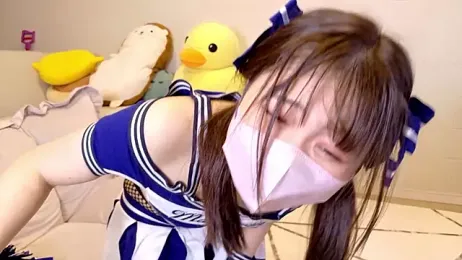SUZU_ stripchat stream image, 31.05.2026 10:00