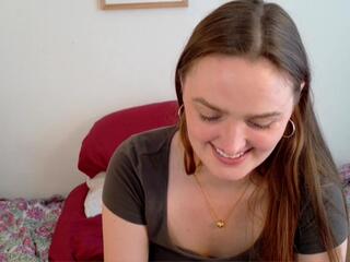 Kiera Harris flirt4free stream image, 02.06.2026 04:00