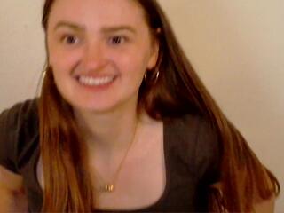 Kiera Harris flirt4free stream image, 02.06.2026 04:00